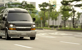 Black Minivan